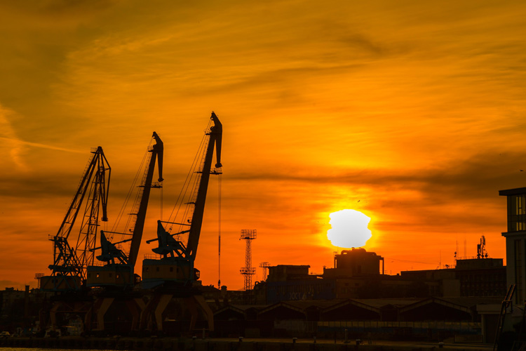 汽車出口公司介紹怎么寫好呢 汽車出口公司介紹怎么寫好呢